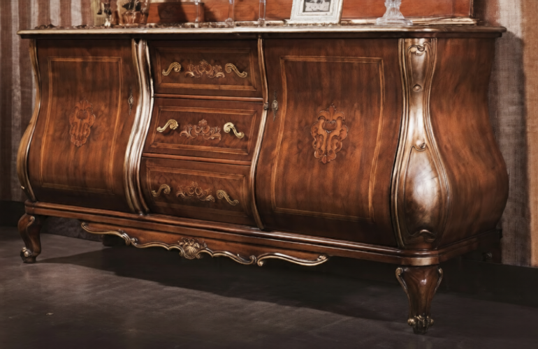 Baroque Luxury Wooden Sideboard with Ornate Carvings and Multi Cabinet Storage Panels & Drawers Vorderansicht von Luxury Group International