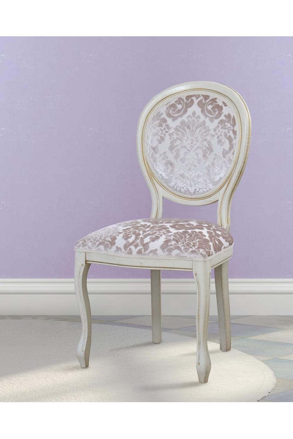 Luxuriöser gepolsterter klassischer Esszimmerstuhl mit ovaler Rückenlehne