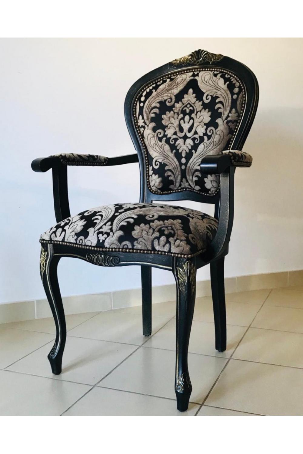 Luxury Upholstered Velvet Dining Armchair