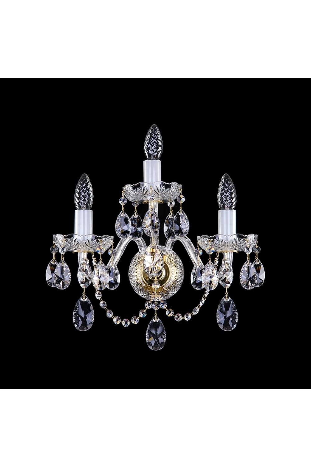 Luxuriöser dreiflammiger Kristall-Wandleuchter in poliertem Messing