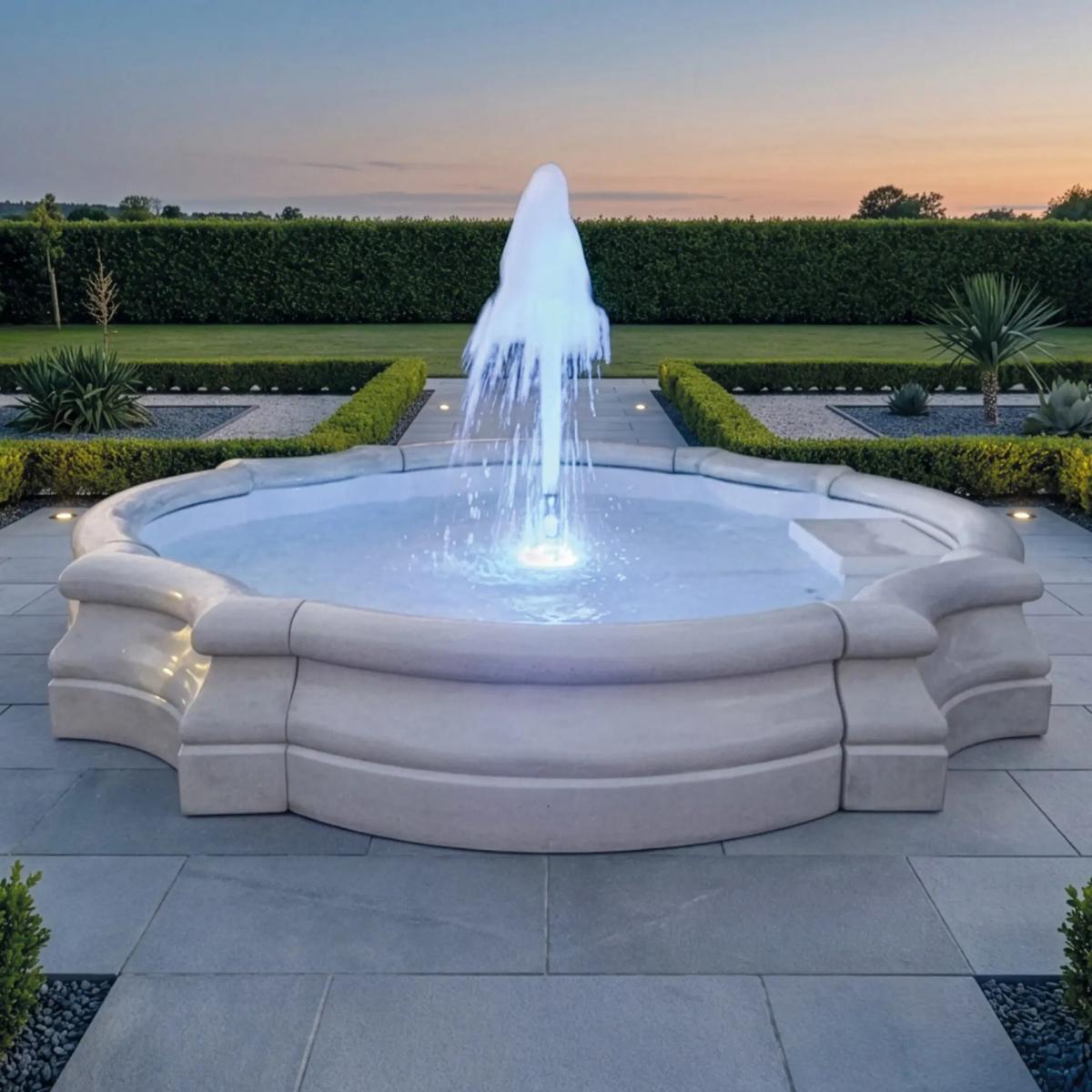 Fuente de Agua Central Barroca de Lujo con Chorro y Cuenca Curvada Esculpida - Fuente Barroca Vista frontal por Luxury Group International