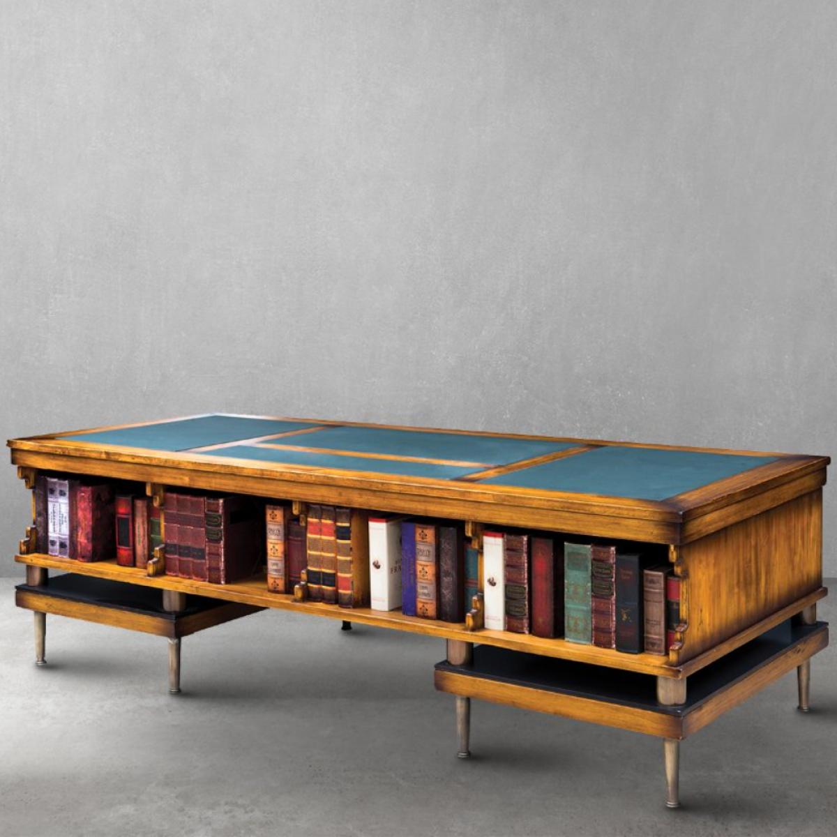 Bureau de Direction Baroque de Luxe avec Incrustation de Cuir et Rangement Bibliothèque Ouvert Vue de face par Luxury Group International