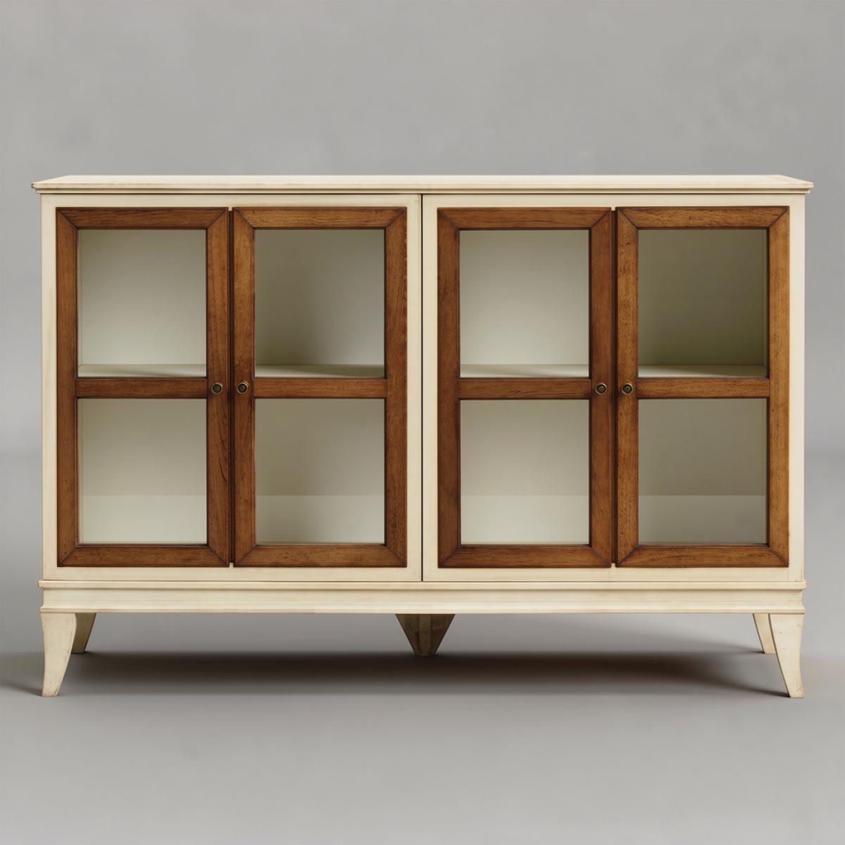 Luxus Barock Elfenbein Sideboard mit Vier Glastüren in Holzgerahmten Paneelen – Barockmöbel Vorderansicht von Luxury Group International