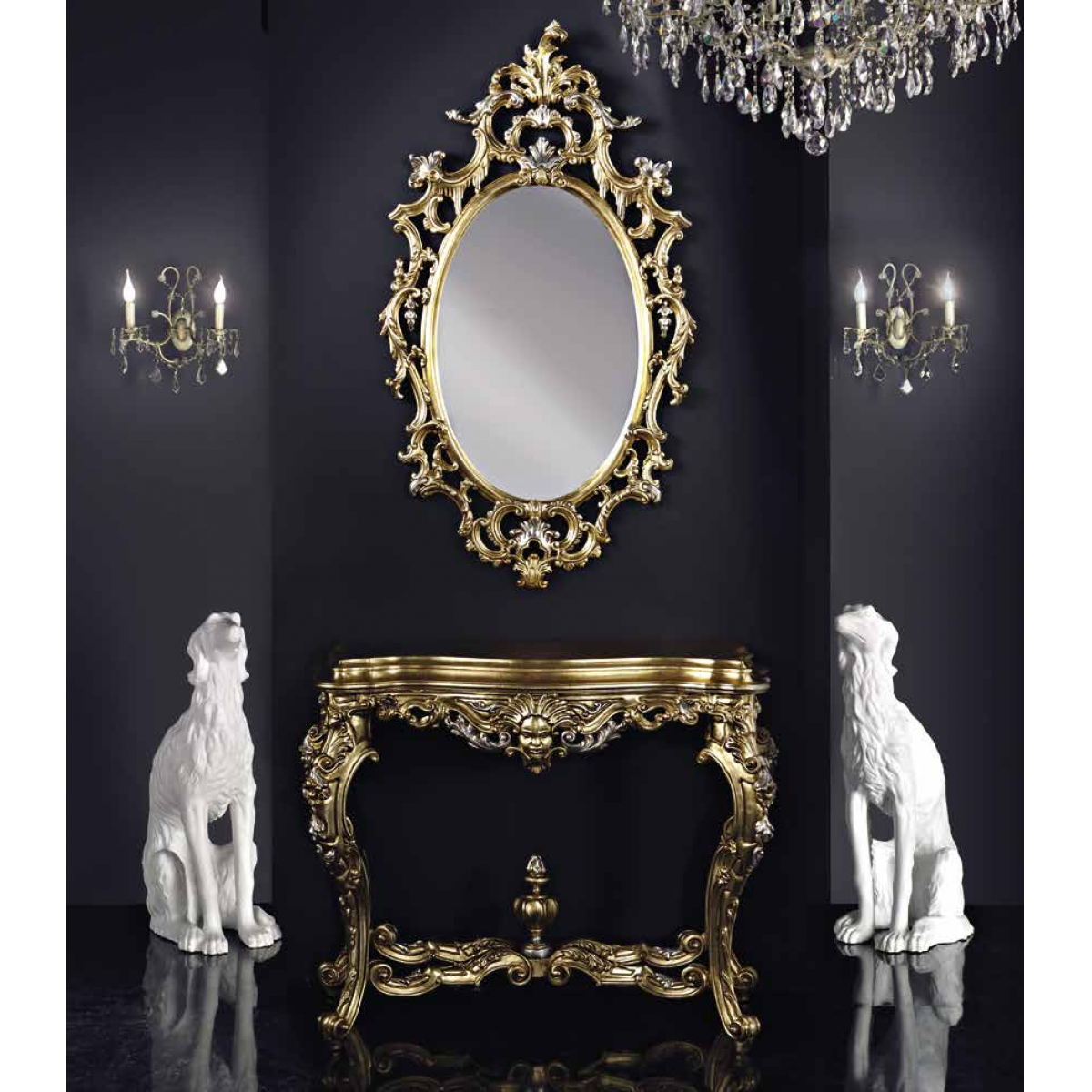 Ensemble Console Miroir Ovale Baroque de Luxe avec Volutes Ajourées Ornementales & Tablier Médaillon Sculpté à Visage Vue de face par Luxury Group International