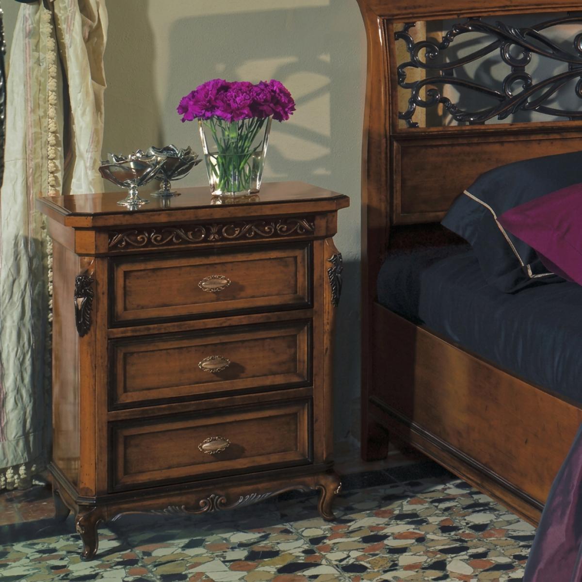 Luxus Barock Holz Nachttisch mit Drei Schubladen - Barock Möbel Vorderansicht von Luxury Group International