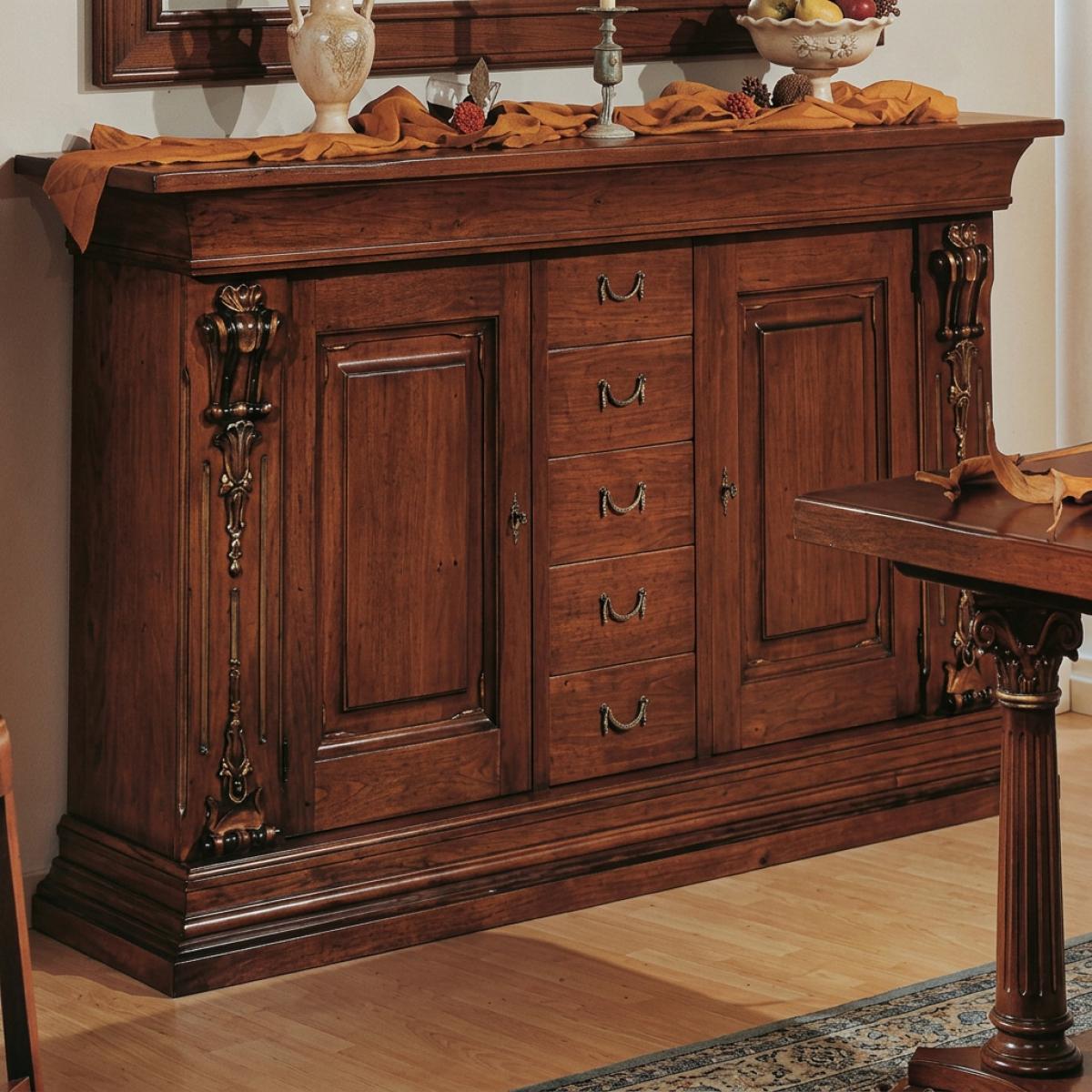 Buffet Baroque de Luxe en Bois avec Armoire à Double Porte et Rangement Multi-Tiroirs - Meuble de Salon Vue de face par Luxury Group International