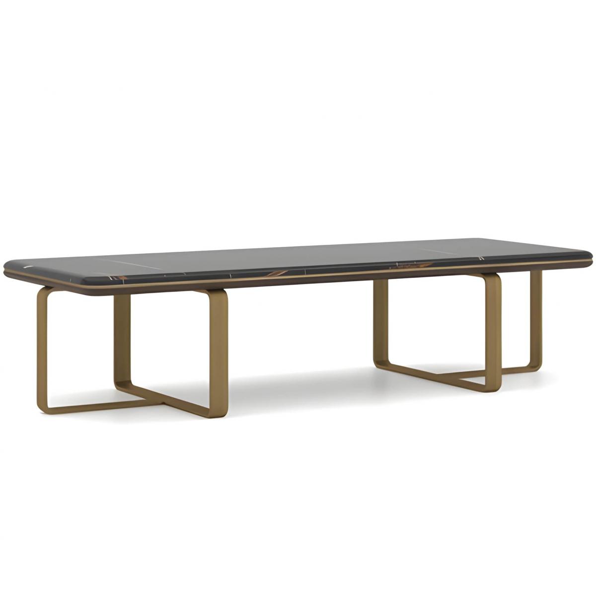 Table Basse Rectangulaire de Luxe avec Plateau en Marbre Noir et Pieds Finition Laiton pour Salons Élégants par Luxury Group International