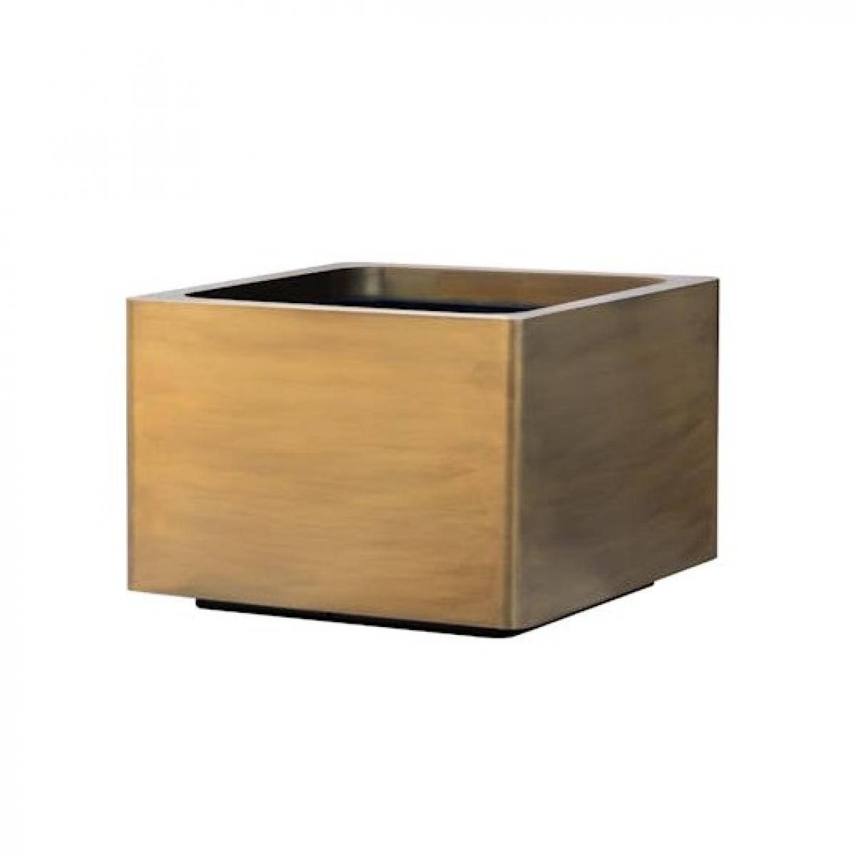 Maceta de Cubo de Lujo con Diseño Cuadrado 70 cm - Acabado en Oro y Latón Envejecido Vista frontal por Luxury Group International