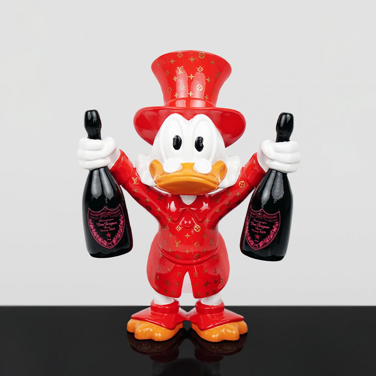 Escultura Miniatura de Pato de Celebración de Lujo con Diseño de Botella de Champán - Escultura Moderna Vista frontal por Luxury Group International