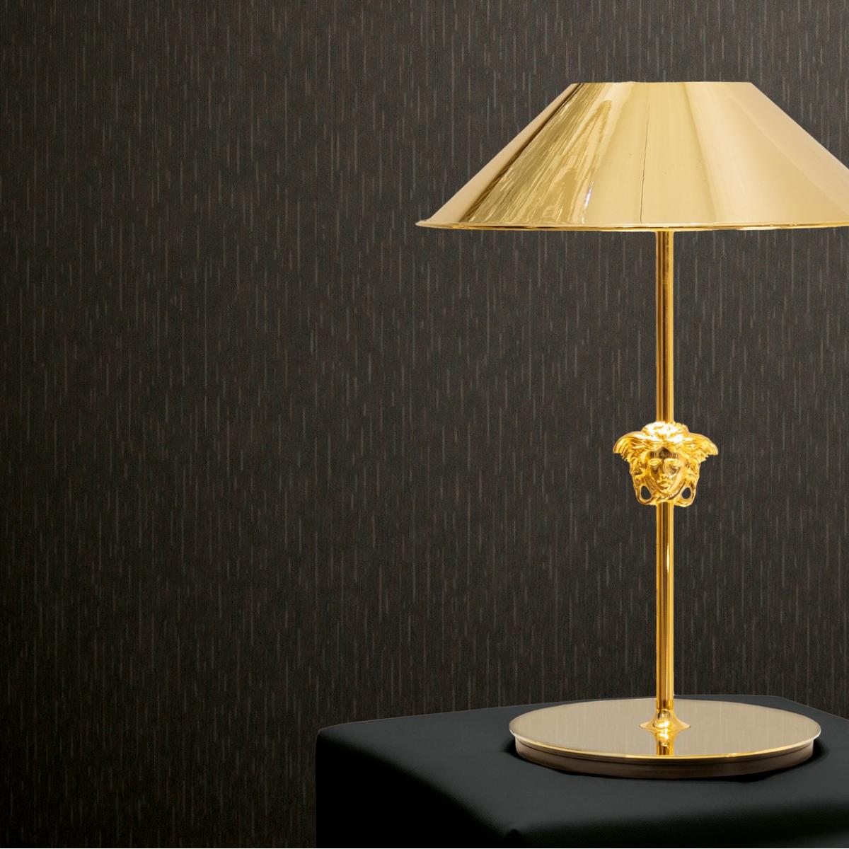 Carta da parati Versace nera grigia metallizzata tinta unita con finitura leggermente lucida di Luxury Group International