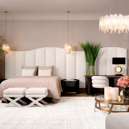 Lampada da tavolo Art Deco di lusso con paralume nero, finitura oro e globo in alabastro bianco di Luxury Group International