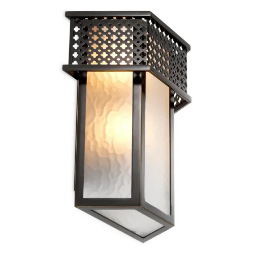 Lampada da parete di lusso con struttura in metallo nero e vetro satinato bianco di Luxury Group International
