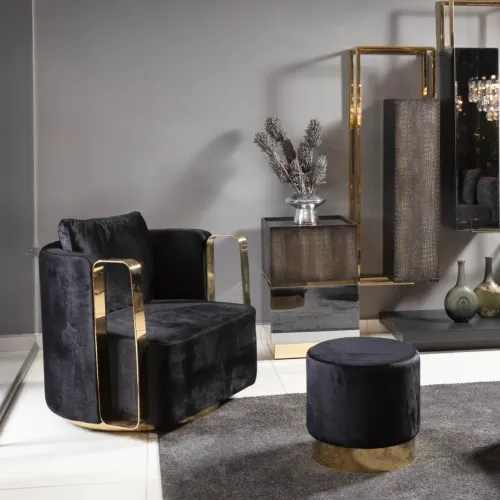 Sillón Tapizado en Terciopelo Negro con Detalles Dorados por Luxury Group International