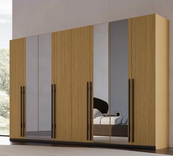 Schwarzer / gelber Luxus Schlafzimmer-Schrank aus Massivholz mit Spiegel von Luxury Group International