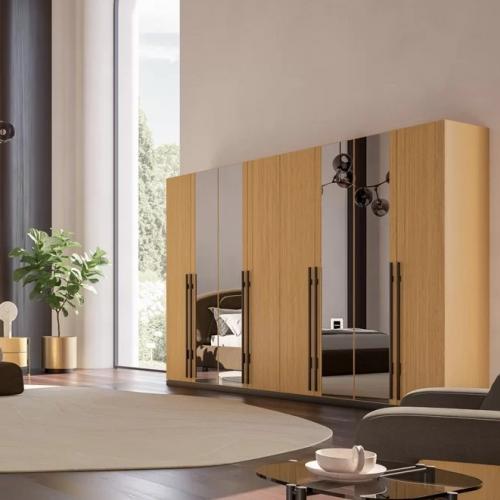Schwarzer / gelber Luxus Schlafzimmer-Schrank aus Massivholz mit Spiegel von Luxury Group International