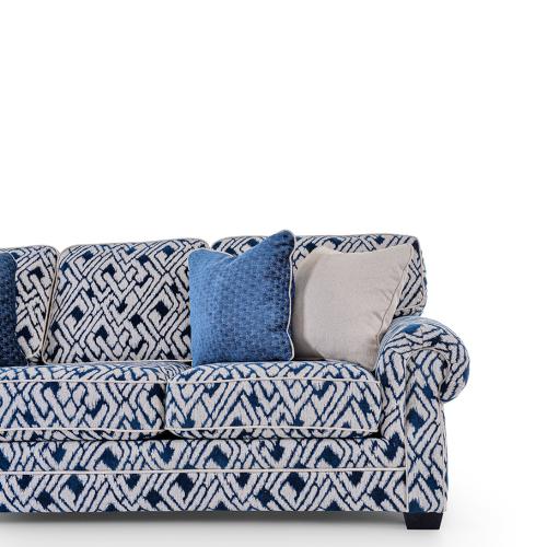 Sofá de Tres Plazas de Lujo con Tela Azul Estampada - Muebles para Salón Vista detalle por Luxury Group International