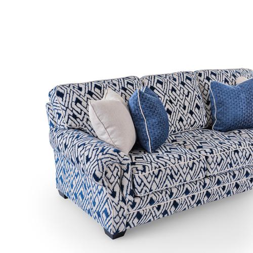 Sofá de Tres Plazas de Lujo con Tela Azul Estampada - Muebles para Salón Vista detalle por Luxury Group International