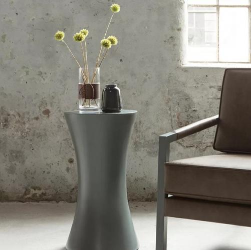 Luxus-Beistelltisch in Kohlegrau mit Sanduhrform von Luxury Group International