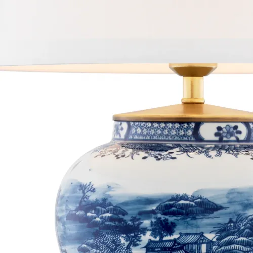 Elegante Lampada da Tavolo Classica di Lusso in Ceramica Lucida Blu e Bianca con Corpo Blu-Bianco di Luxury Group International