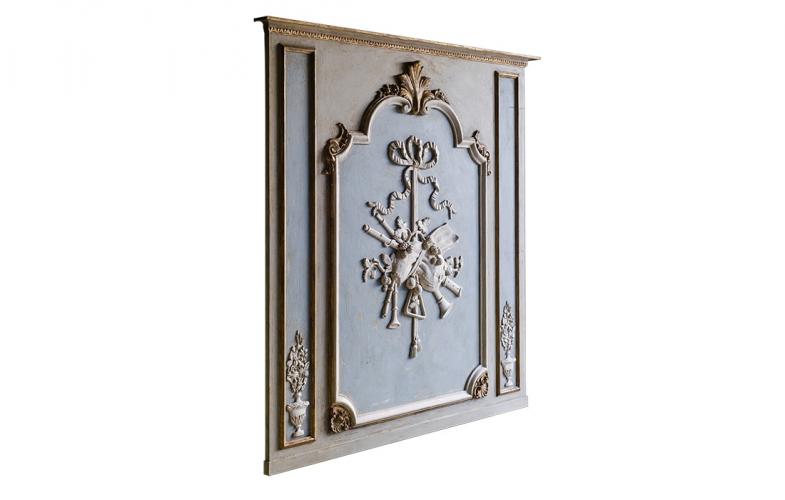 Golden & Blue Luxus Antikes Dekoratives Wandpaneel mit Klassischem Europäischem Reliefdesign von Luxury Group International