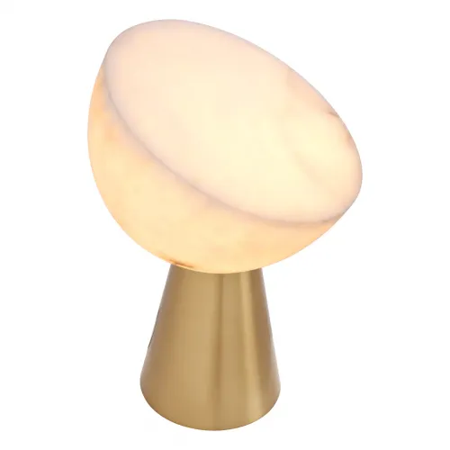 Lampada da Tavolo Moderna di Lusso Dorata in Ottone Antico con Paralume a Mezzaluna in Alabastro Bianco di Luxury Group International