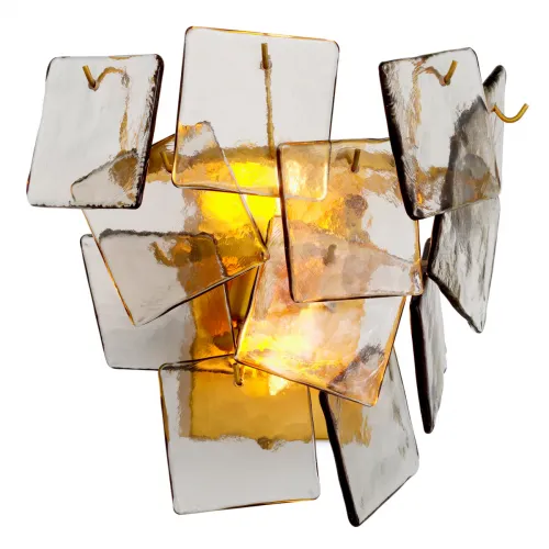 Applique murale de luxe finition laiton antique avec plusieurs verres fumés par Luxury Group International