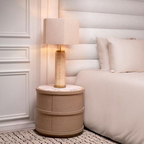 Comodino rotondo in legno beige di lusso con piano in marmo di Luxury Group International