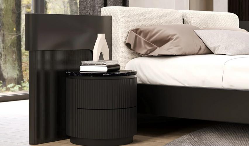 Luxury Black Modern Bedroom Set with Integrated Nightstands – Luxury Bedroom Furniture by Luxury Group International