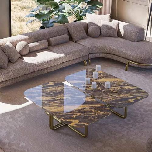 Table Basse de Luxe avec Plateau Rectangulaire en Marbre Gris et Pieds Dorés par Luxury Group International
