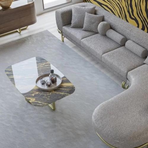 Table Basse de Luxe avec Plateau Rectangulaire en Marbre Gris et Pieds Dorés par Luxury Group International