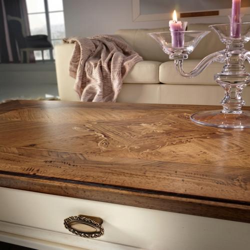 Table basse de luxe design avec plateau décoratif en noyer et tiroir de rangement intégré Vue détaillée par Luxury Group International