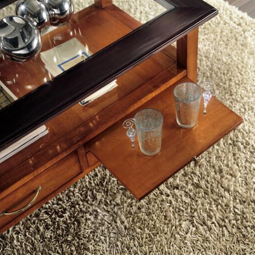 Table Basse Design de Luxe avec Plateau en Verre et Rangement Multi-Compartiments Finition Noyer Vue détaillée par Luxury Group International