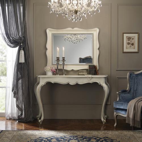 Set Consolle con Specchio Barocco di Lusso Avorio con Cornice Argentata a Scallop e Bordo Interno Perlato - Mobili Barocchi Vista lifestyle di Luxury Group International