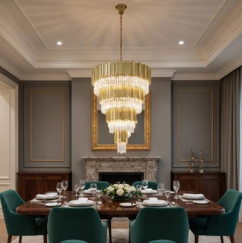 Lustre en cristal doré moderne de style Art déco à 8 niveaux de luxe par Luxury Group International