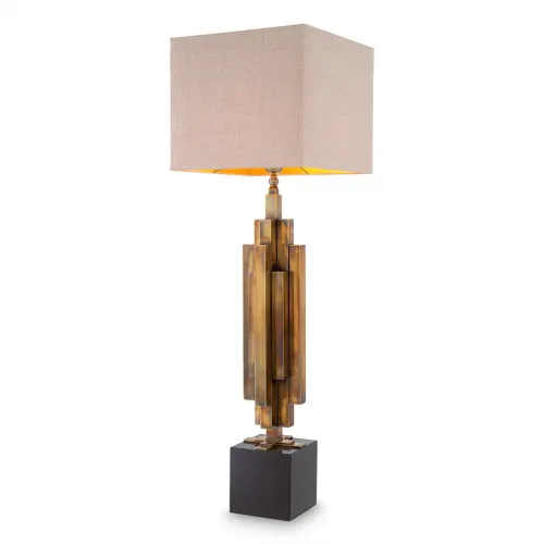 Lampada da Tavolo Moderna di Lusso in Metallo Lucido Color Ottone con Colonna Impilata e Paralume Beige di Luxury Group International