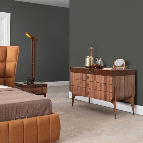 Cómoda de Madera Maciza de Lujo con 4 Cajones en Marrón Oscuro para Dormitorio Elegante por Luxury Group International