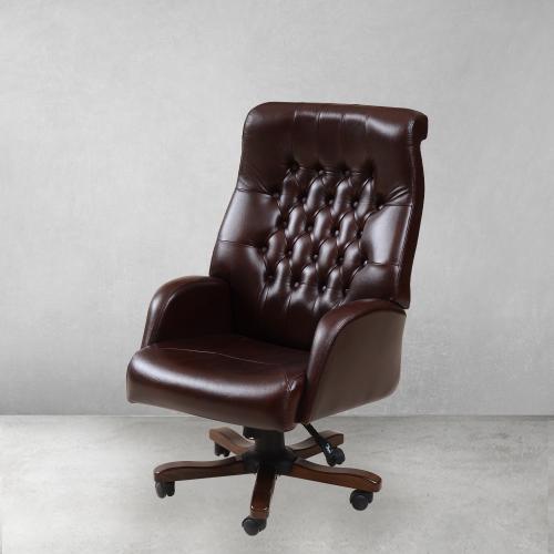 Silla de Oficina Chesterfield de Cuero con Capitoneado de Lujo en Acabado Marrón Chocolate - Mobiliario de Oficina Vista frontal por Luxury Group International