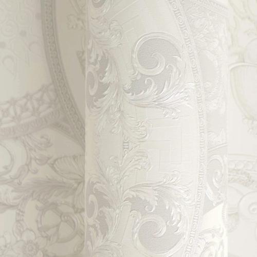 Papel pintado de diseñador Versace blanco metálico no tejido con efecto brillo por Luxury Group International