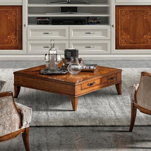 Table basse en bois de luxe avec surface en marqueterie décorative et rangement multi-tiroirs Vue lifestyle par Luxury Group International