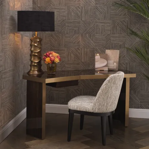 Lampada da Tavolo Moderna di Lusso Radiante in Ottone Vintage Oro Antico con Paralume Ovale Nero di Luxury Group International