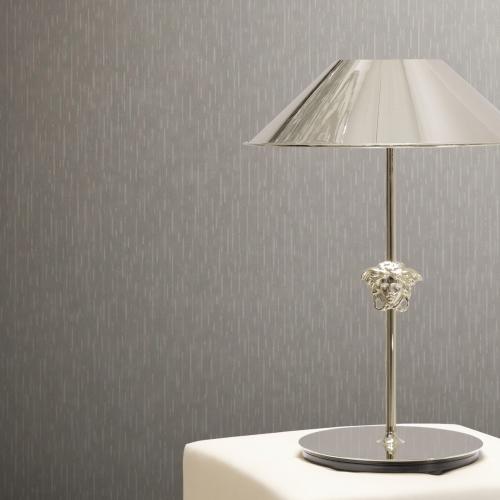 Carta da parati Versace Grigia Metallizzata Liscia in Tessuto Non Tessuto di Design di Luxury Group International