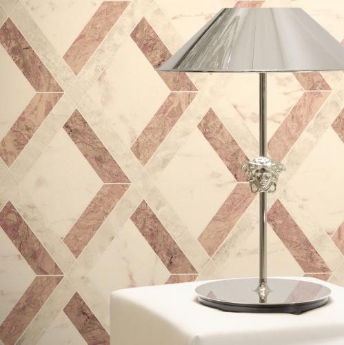Papier peint design non tissé Versace motif Tarsia blanc rose par Luxury Group International