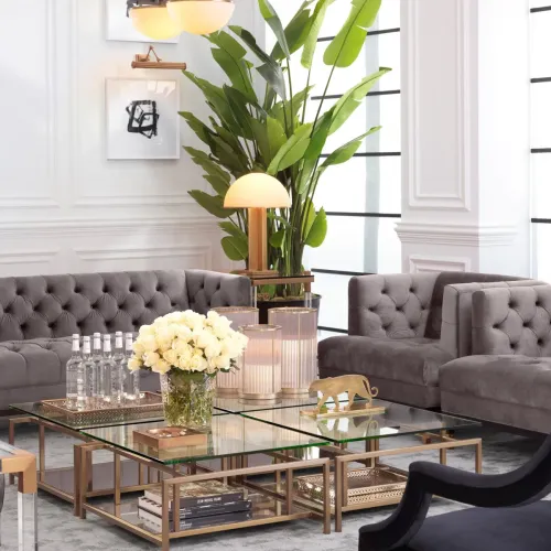 Lámpara de Mesa de Latón Antiguo con Vidrio Blanco de Estilo Art Decó de Lujo con Pantalla en Forma de Cúpula y Base Dorada por Luxury Group International